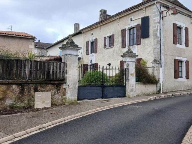 Maison vente à Angoulême, Saint-séverin