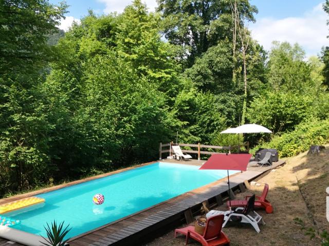 Maison vente à Nantua, Montanges