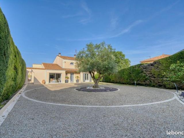 Maison vente à Saintes