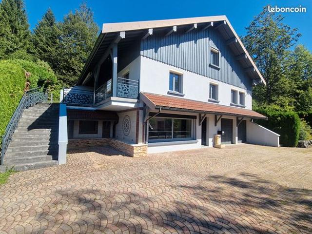 Maison vente à La Cluse-et-Mijoux, Doubs