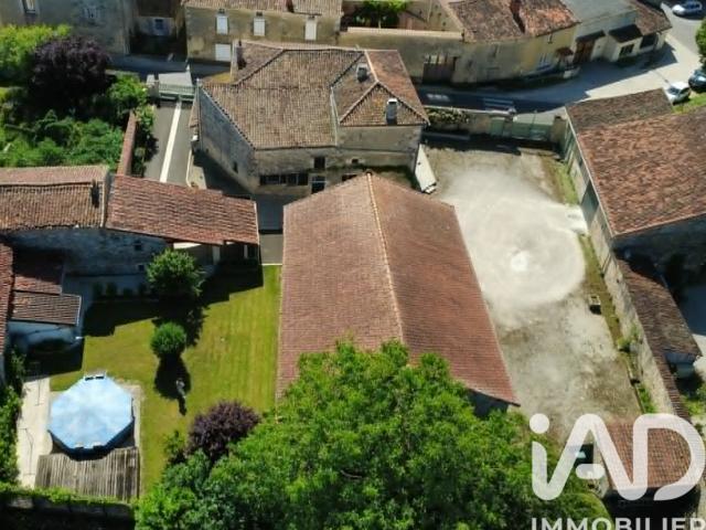 Maison vente à Courcôme