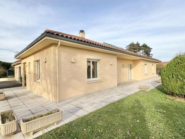 Maison vente à Riom, Mozac