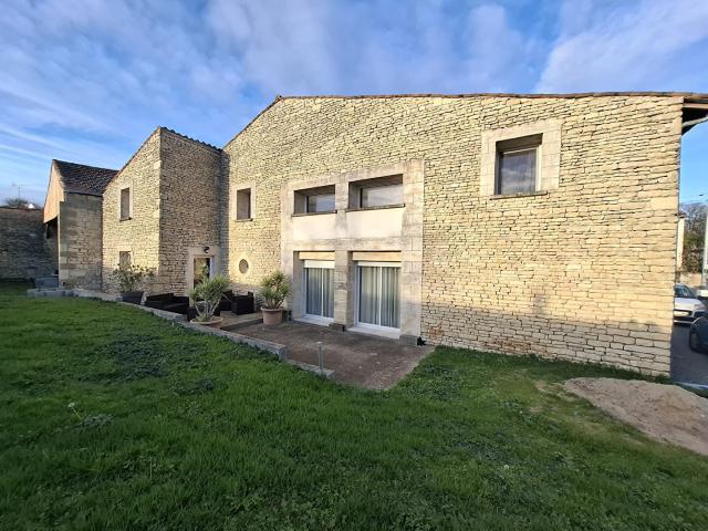 Maison vente à Niort, Mauzé-sur-le-mignon