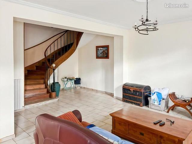 Maison vente à Épernay, Vandières