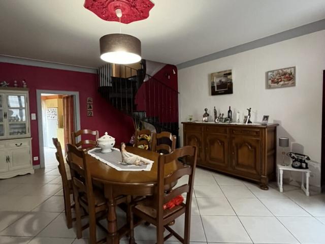 Maison vente à Bressuire, Mauléon