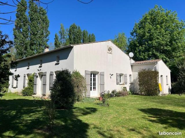 Maison vente à Saintes, Saint-andré-de-lidon