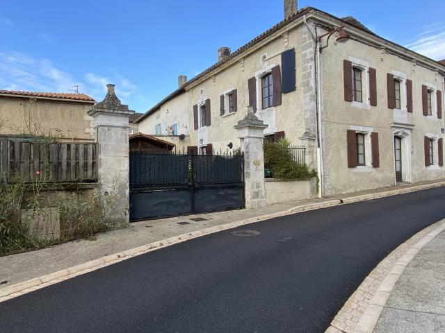 Maison vente à Angoulême, Saint-séverin