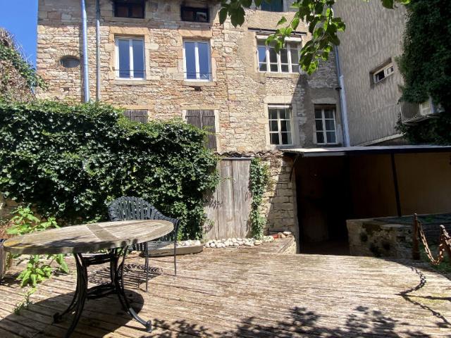 Maison vente à Mâcon, Tournus