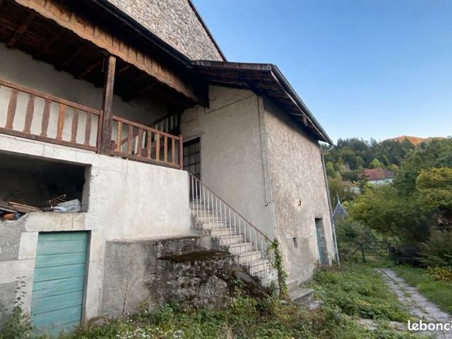 Maison vente à Nantua, Saint-germain-de-joux