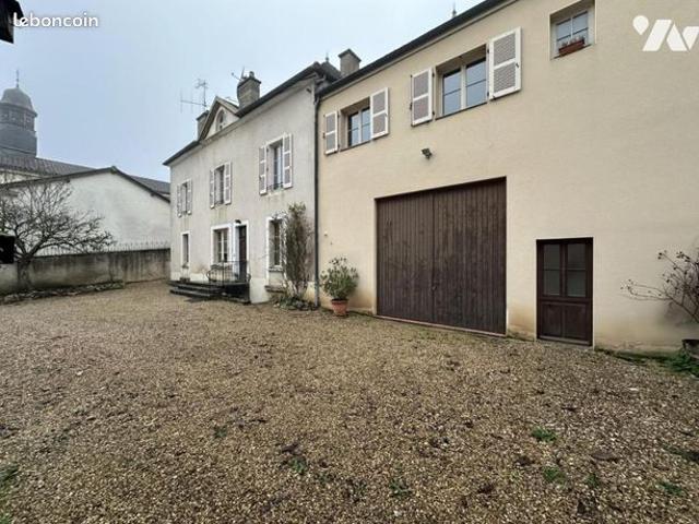 Maison vente à Saint-Romain, Charente
