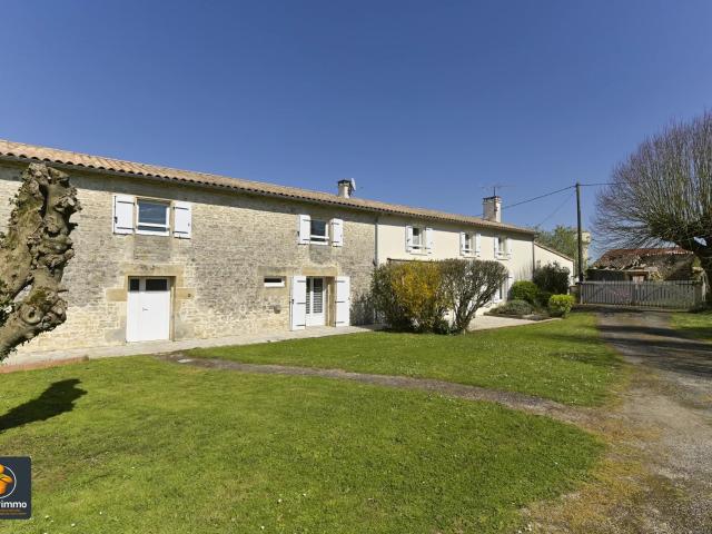 Maison vente à Niort, Sainte-néomaye