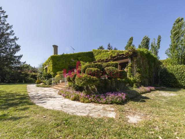 Maison vente à Aix-en-Provence, Cabriès