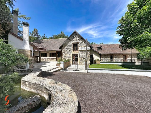 Maison vente à Montluçon, Néris-les-bains