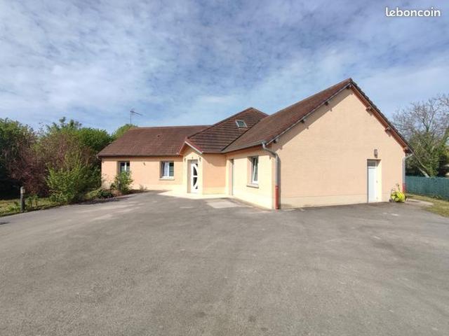 Maison vente à Dole, Tavaux