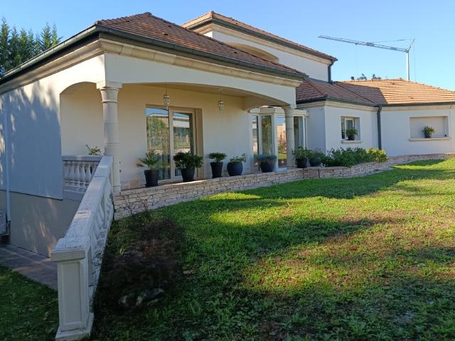 Maison vente à Noidans-lès-Vesoul, Haute-Saône