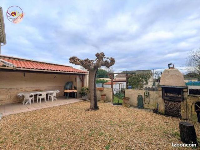 Maison vente à Saintes, Burie