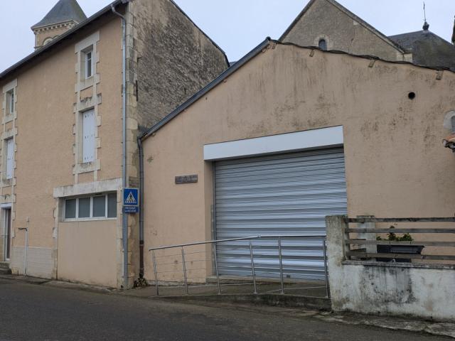 Maison vente à Montmorillon, Usson-du-poitou