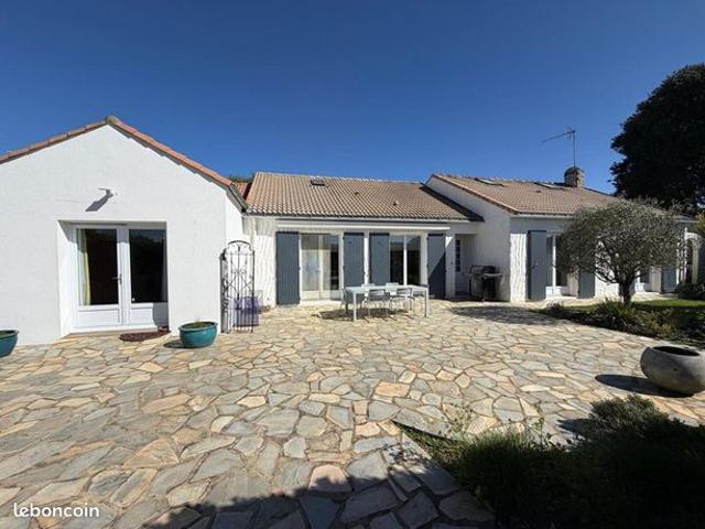 Maison vente à Saint-Nazaire, Saint-hilaire-de-chaléons