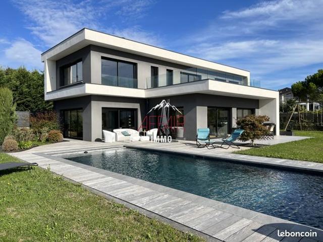 Maison vente à Saint-Julien-en-Genevois, Vétraz-monthoux