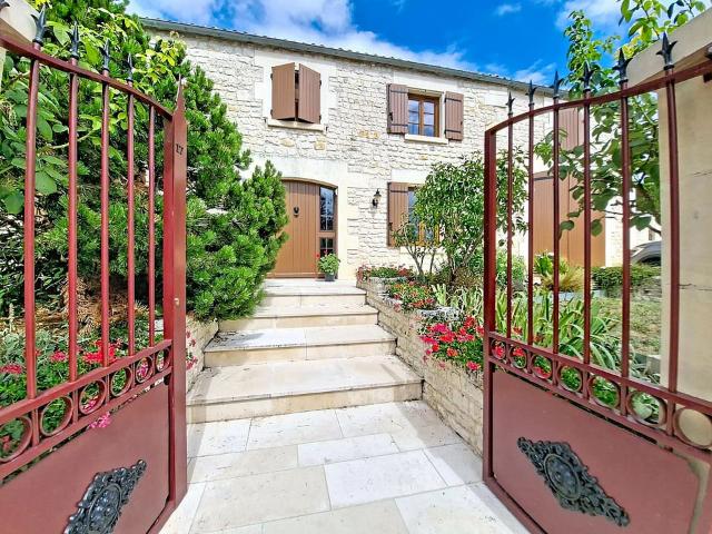 Maison vente à Jonzac, Nouvelle-Aquitaine