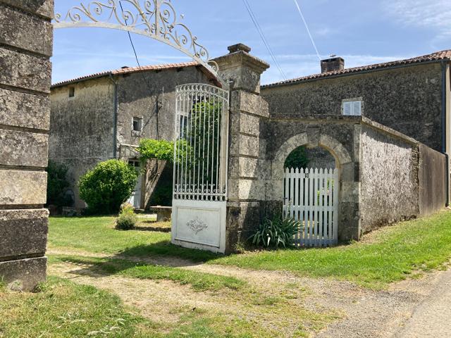 Maison vente à Serzay, Saint-Hilaire-des-Loges