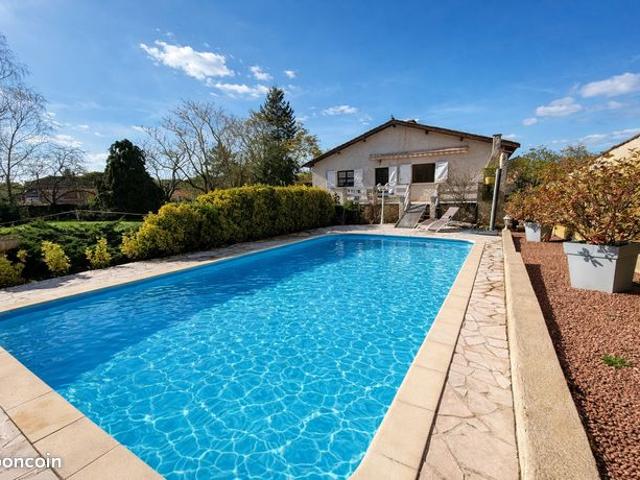 Maison vente à Roanne, Commelle-vernay