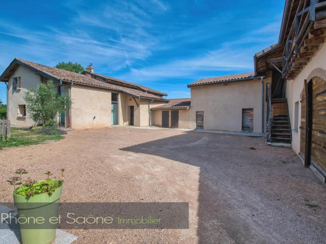 Maison vente à Bourg-en-Bresse, Auvergne-Rhône-Alpes