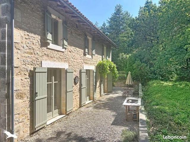 Maison vente à Nontron, Teyjat
