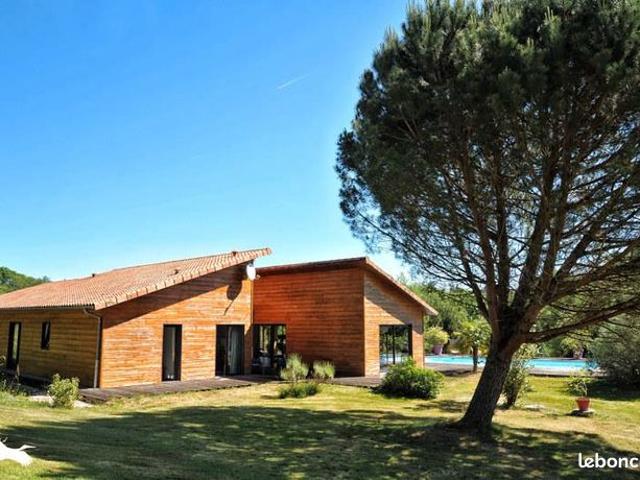 Maison vente à Confolens