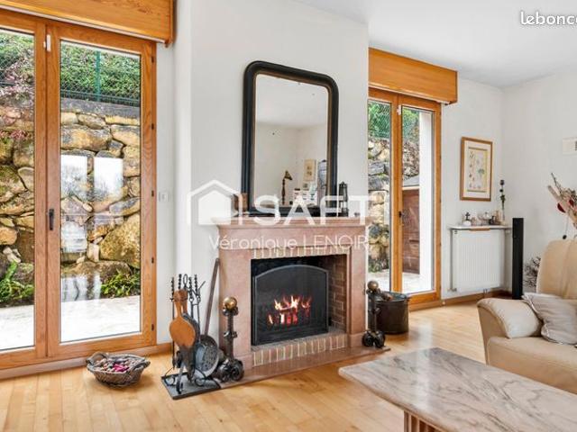 Maison vente à Saint-Germain-en-Laye, Le Mesnil-le-roi