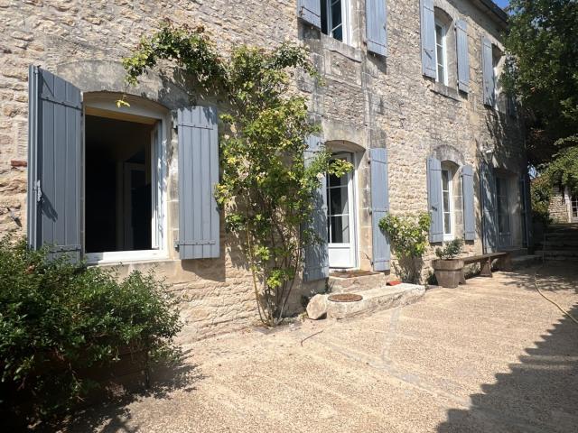 Maison vente à La Rochelle, Thairé