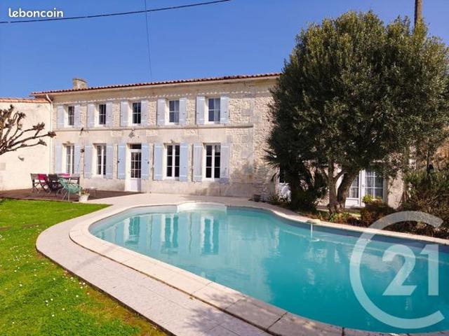 Maison vente à Saintes, Le Chay