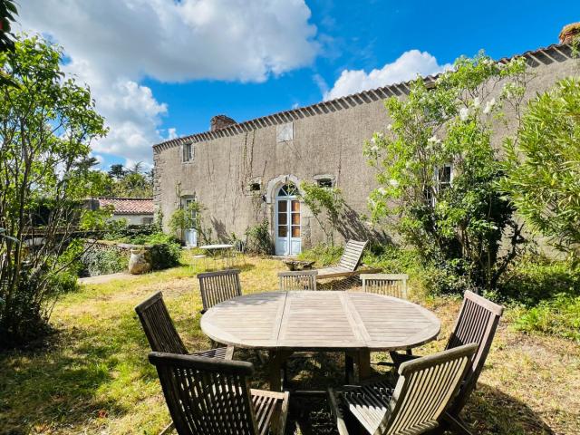 Maison vente à La Roche-sur-Yon, Apremont