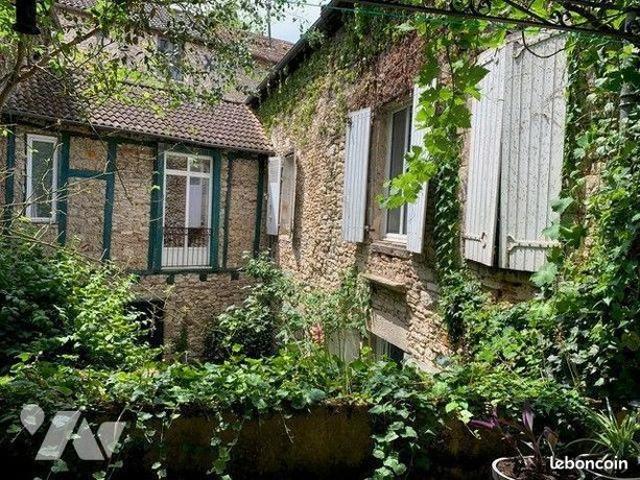 Maison vente à Gourdon, Souillac