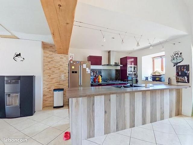 Maison vente à La Celle-en-Morvan, Saône-et-Loire