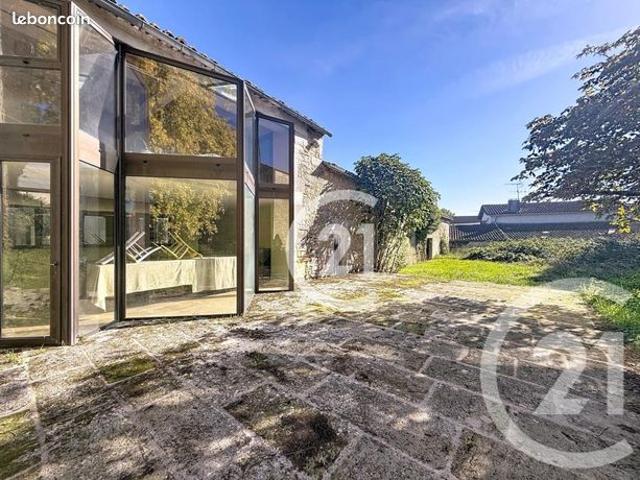 Maison vente à Cognac, Graves-saint-amant