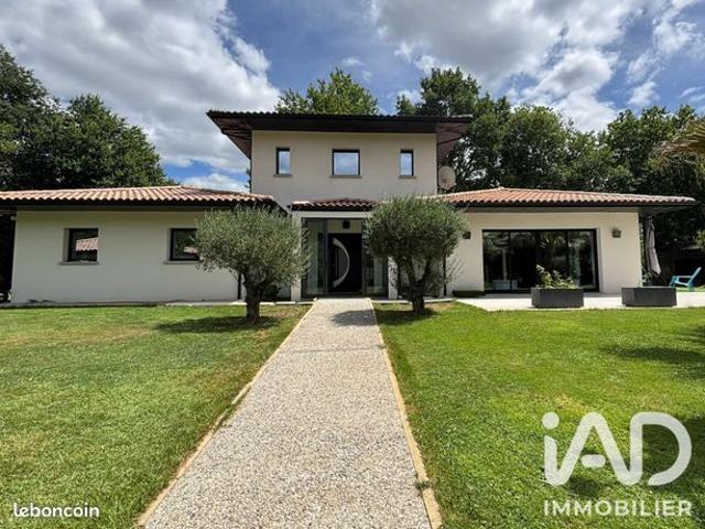 Maison vente à Arcachon, Salles