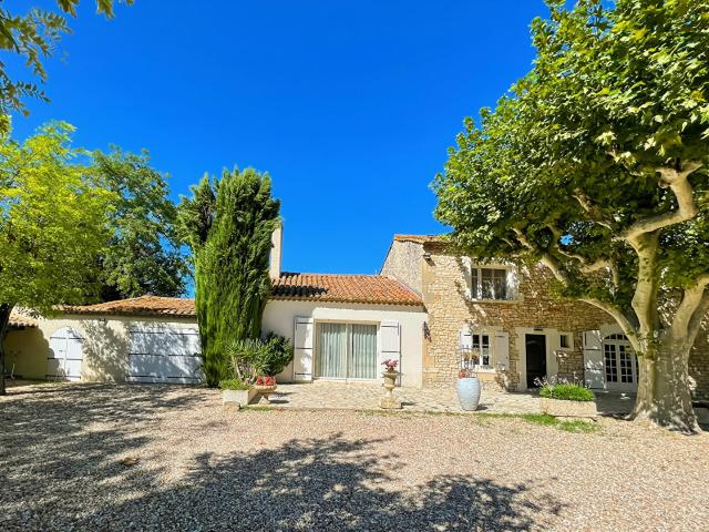 Maison vente à Arles, Tarascon