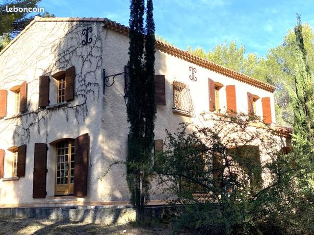 Maison vente à Aix-en-Provence, Lambesc