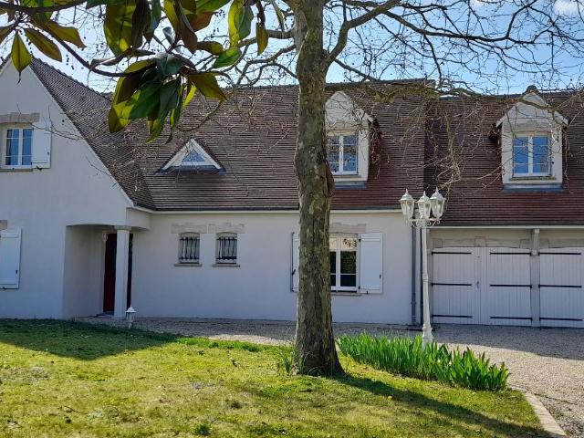 Maison vente à Orléans, Ormes