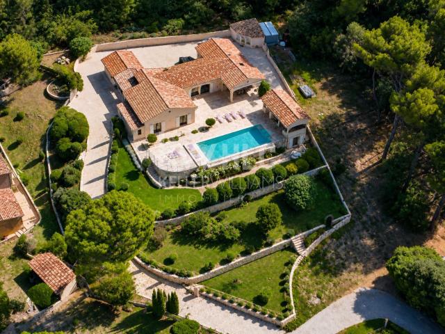 Maison vente à Grasse, Cabris
