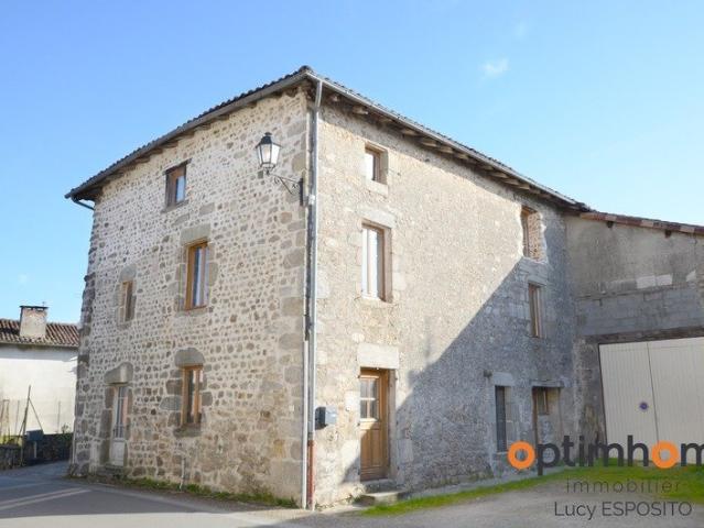 Maison vente à Confolens, Brigueuil