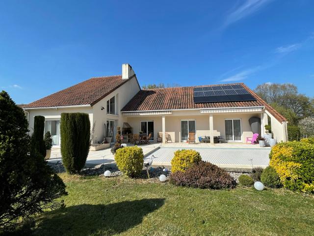 Maison vente à Rochechouart, Saint-victurnien