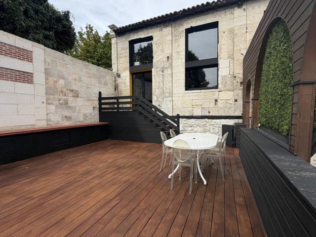 Maison vente à Angoulême, Aignes-et-puypéroux