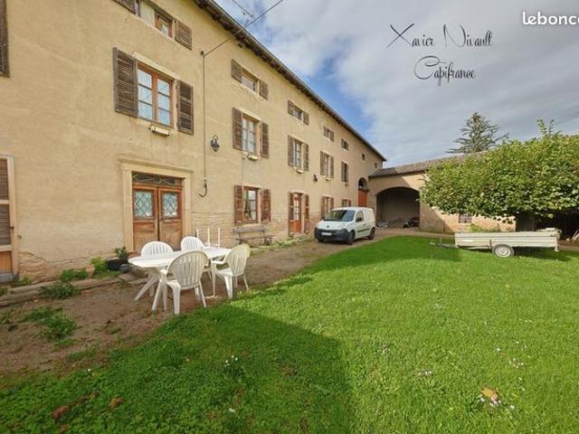Maison vente à Mâcon, La Salle