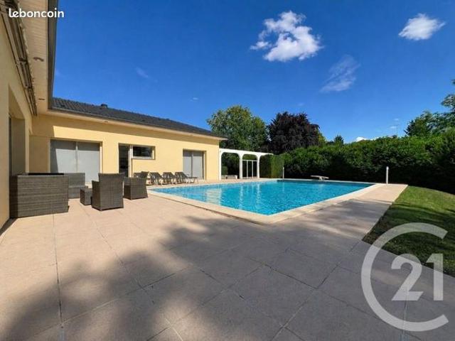 Maison vente à Jonzac, Bois
