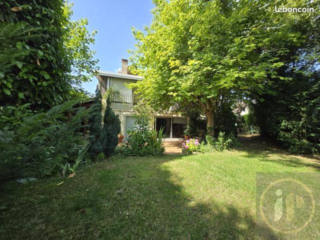 Maison vente à Saint-Germain-en-Laye, Poissy