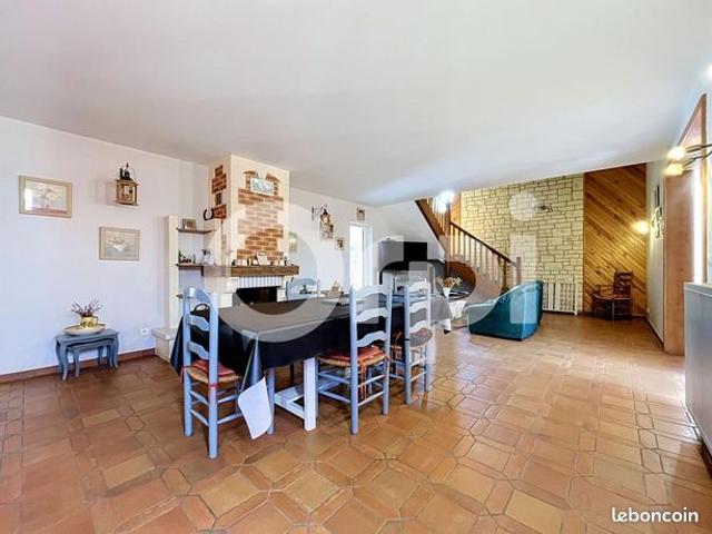 Maison vente à Clermont, Montreuil-sur-brêche