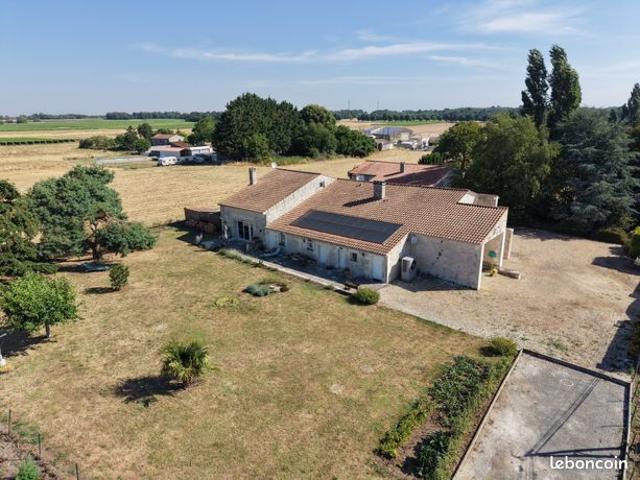 Maison vente à Saintes, Cozes