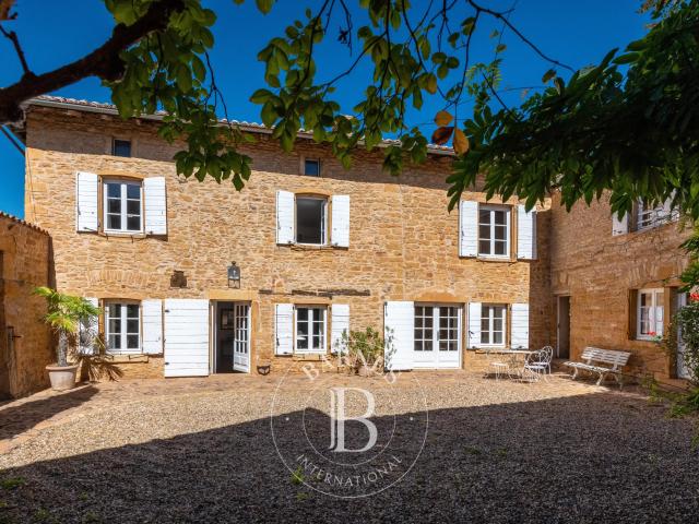 Maison vente à Villefranche-sur-Saône, Rhône